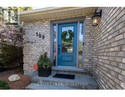 109 PARKVIEW DRIVE - 2