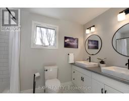 109 PARKVIEW DRIVE - 31