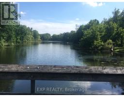 109 PARKVIEW DRIVE - 42