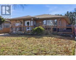 70 TALAVERA CRESCENT - 4