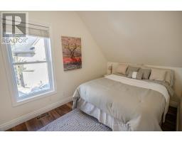 2 INGLESIDE PLACE - 28