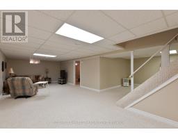 12 TREADWELL STREET - 33