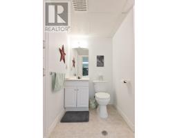 12 TREADWELL STREET - 40