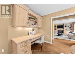 32 CHEROKEE ROAD - 17