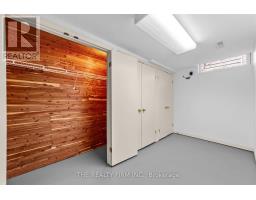 32 CHEROKEE ROAD - 35