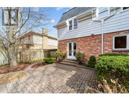 32 CHEROKEE ROAD - 43