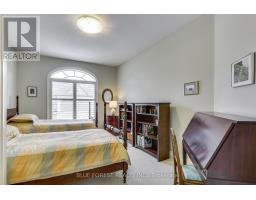 6 - 2014 VALLEYRUN BOULEVARD S - 11