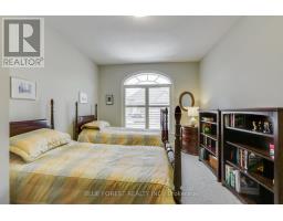 6 - 2014 VALLEYRUN BOULEVARD S - 12