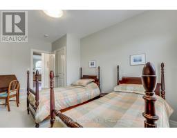 6 - 2014 VALLEYRUN BOULEVARD S - 13