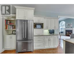 6 - 2014 VALLEYRUN BOULEVARD S - 28