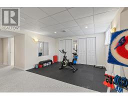 2610 EMERSON STREET - 35