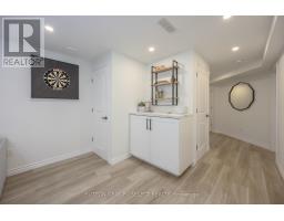 1874 REILLY WALK - 19