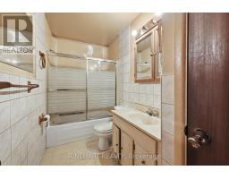 164 BANCROFT ROAD - 14