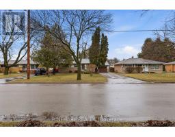 164 BANCROFT ROAD - 3