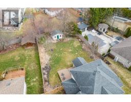 104 STEPHEN MOORE DRIVE - 44