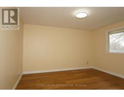 136 CONCORD CRESCENT - 12