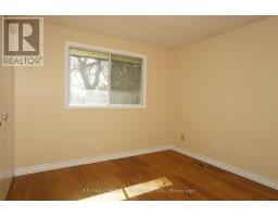 136 CONCORD CRESCENT - 16