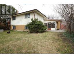 136 CONCORD CRESCENT - 29