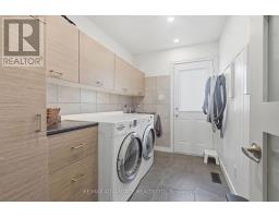 28 WYNFIELD LANE - 32