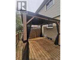 1 - 101 HIGHVIEW AVENUE E - 32