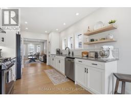 639 EMERY STREET E - 11