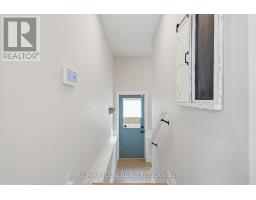 639 EMERY STREET E - 25