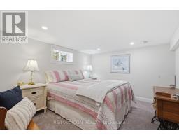 639 EMERY STREET E - 30