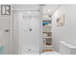 639 EMERY STREET E - 33