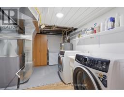 639 EMERY STREET E - 34