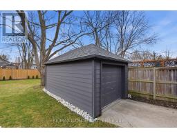 639 EMERY STREET E - 41