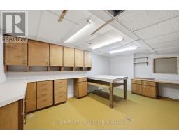 6152 BOSTWICK ROAD - 36