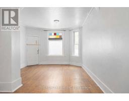 316 CONFEDERATION STREET - 4