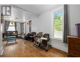 316 CONFEDERATION STREET - 6