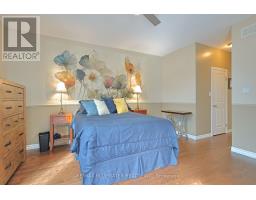 13 OAKWOOD LINKS LANE - 26