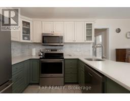 122 PARKVIEW DRIVE - 12