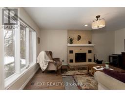 122 PARKVIEW DRIVE - 18