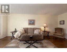 122 PARKVIEW DRIVE - 6