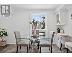 359 EVERGLADE CRESCENT - 13