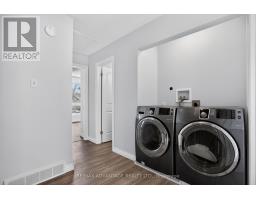 359 EVERGLADE CRESCENT - 32