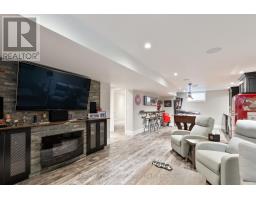 27 WOOD LILY LANE - 37