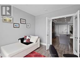 411 - 260 VILLAGEWALK BOULEVARD - 21