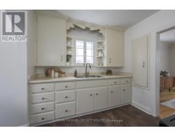 1059 WATERLOO STREET - 10