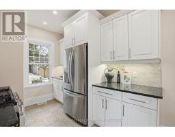 271 BRISCOE STREET E - 19