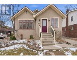 271 BRISCOE STREET E - 3