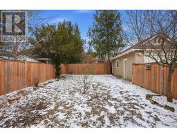 271 BRISCOE STREET E - 43