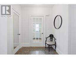 271 BRISCOE STREET E - 7