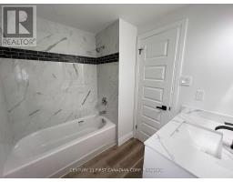 5 CHIDDINGTON GATE - 24