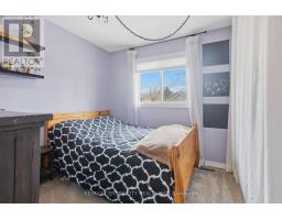 2 STONEYCREEK CRESCENT - 21