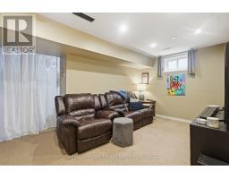 2 STONEYCREEK CRESCENT - 28