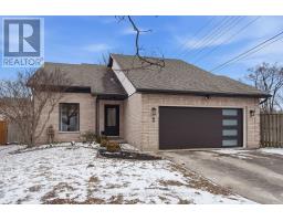 2 STONEYCREEK CRESCENT - 3